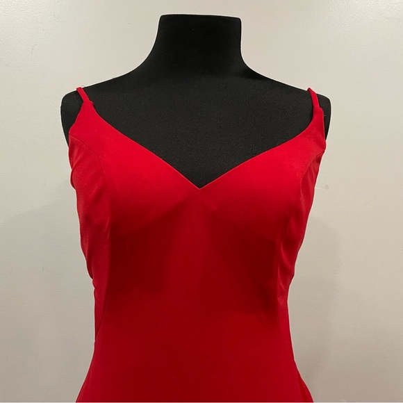 La Femme Strappy Back Jersey Gown Red Size 8 28567 - Picture 4 of 8